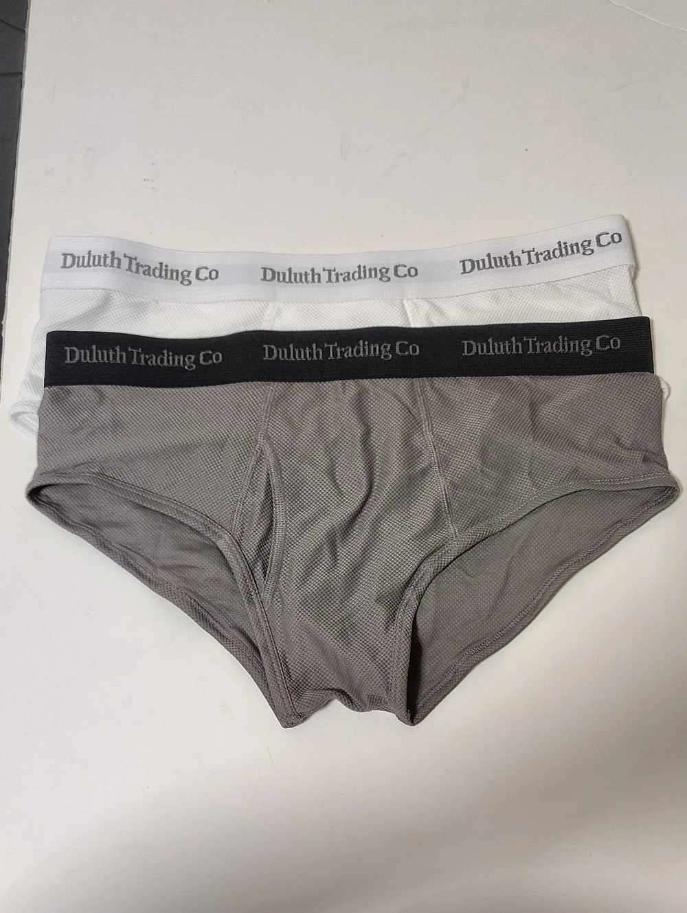 Duluth Trading Co Men's Briefs - 2 Pairs — Gray & White - Size L